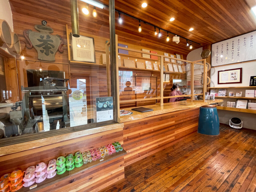 お茶の隠れ家 茶ッ葉屋_1階店内